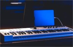 digital-piano-keyboard-300x192 white digital piano keyboard