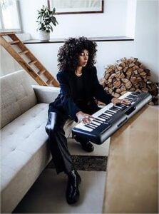 61-key-keyboard-digital-piano-223x300 black 61-key piano