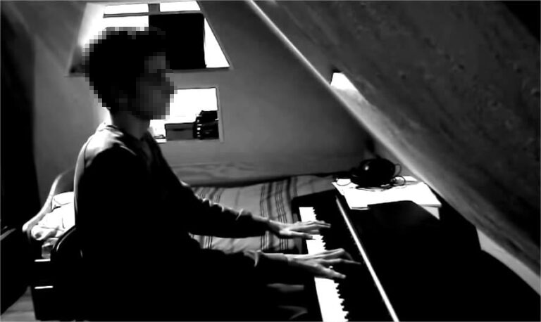 Hey it's me on my Yamaha YDP-144 piano